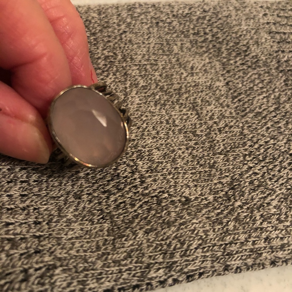 Beautiful Silpada ring with rose quartz.